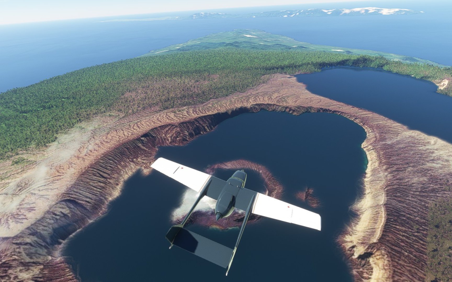 21 51 55 _Le lac de volcan sur l'île de Ambaé  le lac Vui